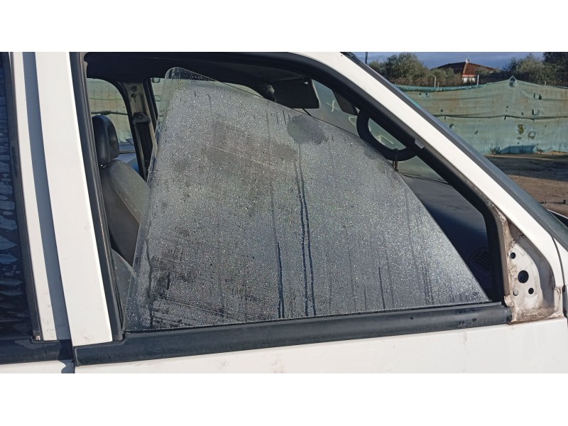 Recambio de luna delantera derecha para nissan serena (c23) 2.3 d referencia OEM IAM   