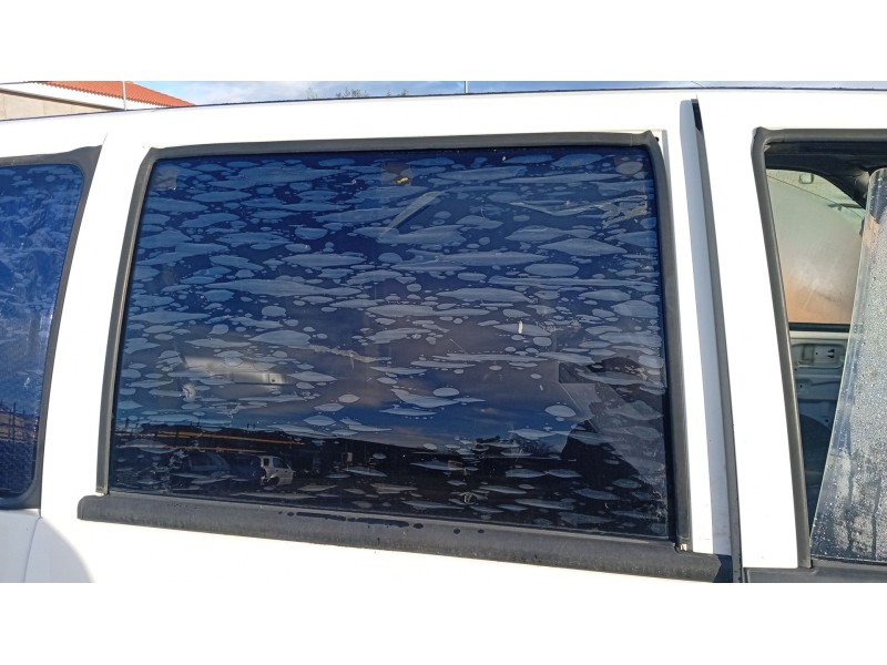 Recambio de luna lateral superior derecha para nissan serena (c23) 2.3 d referencia OEM IAM   