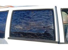 Recambio de luna lateral superior derecha para nissan serena (c23) 2.3 d referencia OEM IAM    2