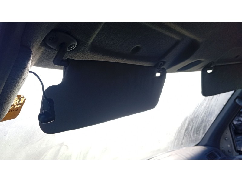 Recambio de parasol izquierdo para nissan serena (c23) 2.3 d referencia OEM IAM   