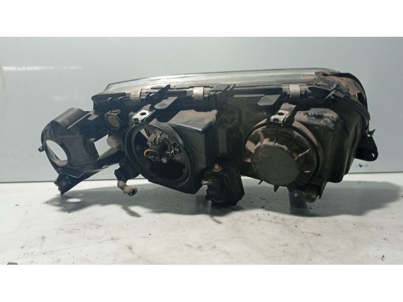 Recambio de faro izquierdo para volvo s80 i (184) 2.4 d referencia OEM IAM 8693555  