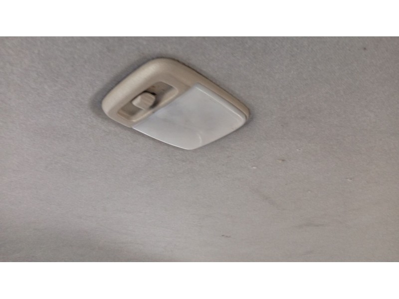 Recambio de luz interior para nissan serena (c23) 2.3 d referencia OEM IAM   