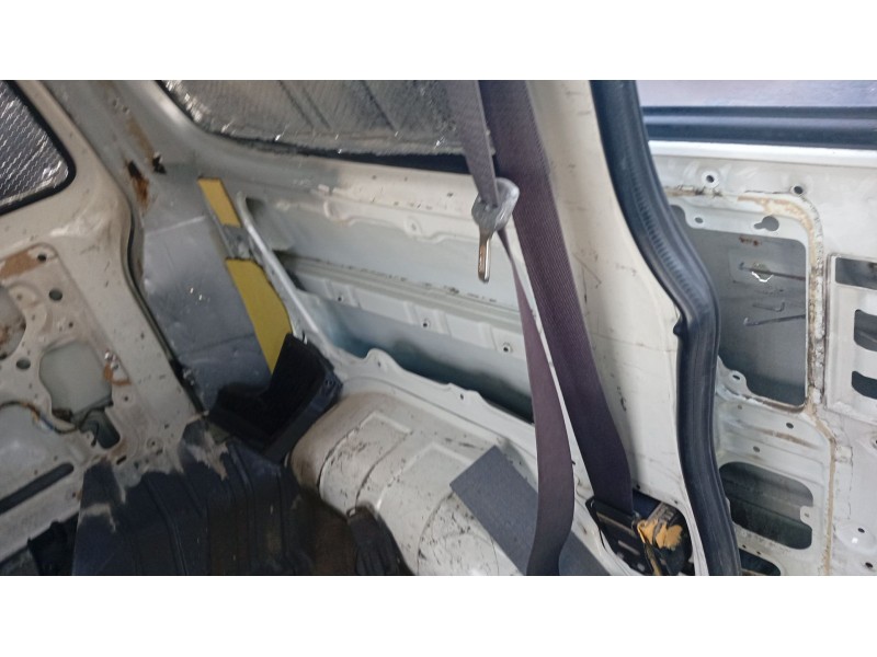 Recambio de cinturon seguridad trasero izquierdo para nissan serena (c23) 2.3 d referencia OEM IAM   