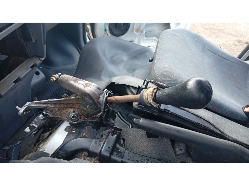 Recambio de palanca cambio para nissan serena (c23) 2.3 d referencia OEM IAM   