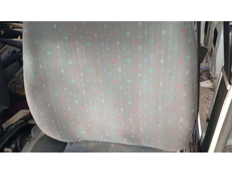 Recambio de asiento delantero izquierdo para nissan serena (c23) 2.3 d referencia OEM IAM   