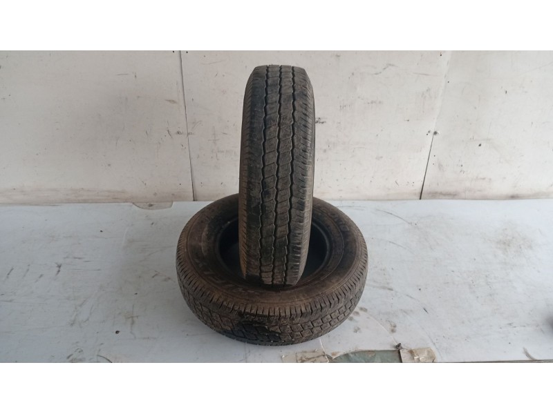 Recambio de neumatico para nissan serena (c23) 2.3 d referencia OEM IAM 17580R14C 98R 2018