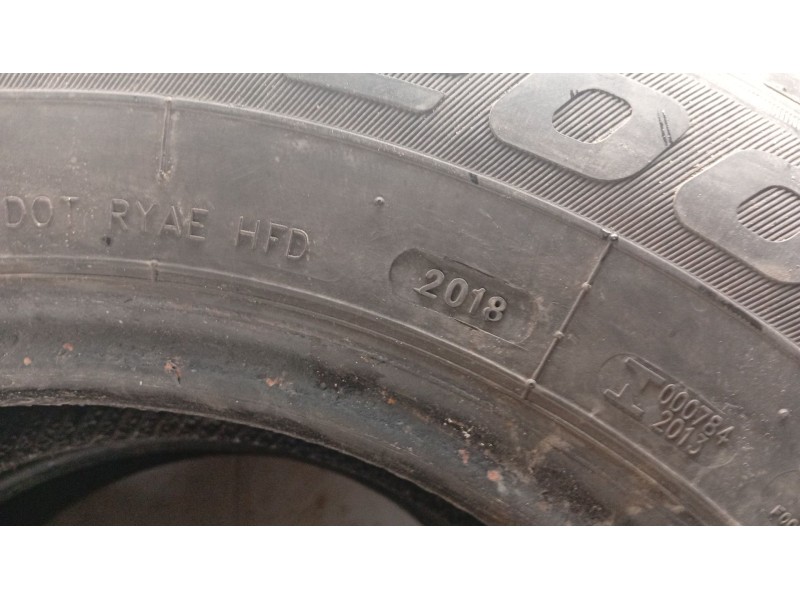 Recambio de neumatico para nissan serena (c23) 2.3 d referencia OEM IAM 17580R14C 98R 2018