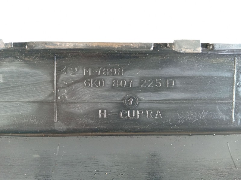 Recambio de moldura para seat ibiza ii (6k1) 1.9 tdi referencia OEM IAM   