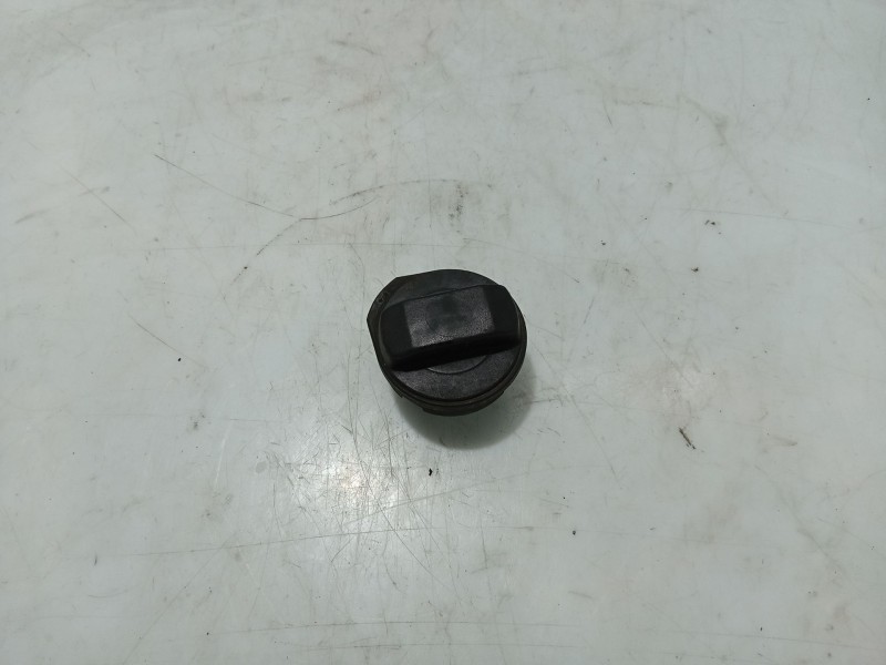 Recambio de tapon combustible para seat ibiza ii (6k1) 1.9 tdi referencia OEM IAM 1J0201550BF9B9  