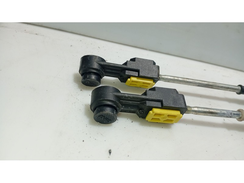 Recambio de varillaje cambio para toyota avensis (_t25_) 2.2 d-4d (adt251_) referencia OEM IAM 3382005300  