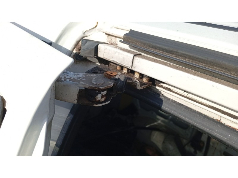 Recambio de soporte para nissan serena (c23) 2.3 d referencia OEM IAM   