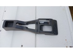 Recambio de consola central para nissan serena (c23) 2.3 d referencia OEM IAM    2