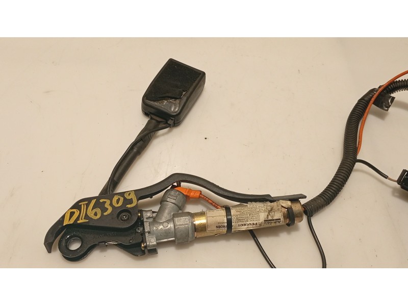 Recambio de anclaje cinturon delantero izquierdo para citroën xsara break (n2) 1.6 16v referencia OEM IAM   