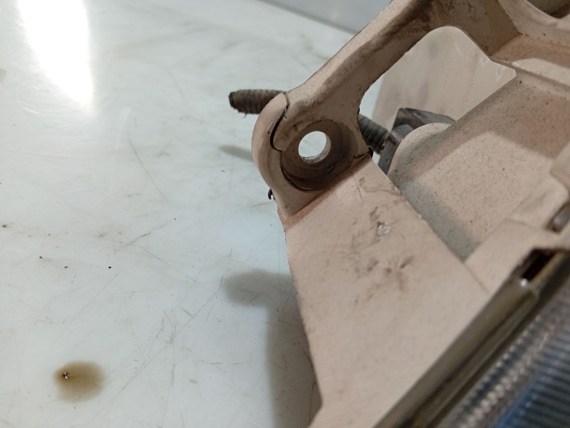 Recambio de faro izquierdo para kia rio i hatchback (dc) 1.3 referencia OEM IAM 0K34W51040C  