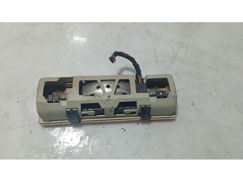 Recambio de luz interior para bmw 5 (e39) 520 i referencia OEM IAM 8369513  