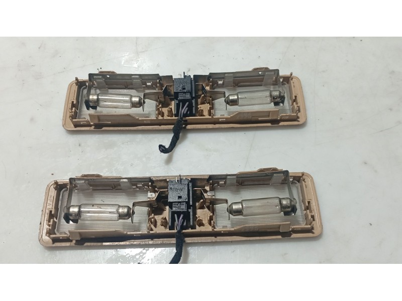 Recambio de luz interior para bmw 5 (e39) 520 i referencia OEM IAM   