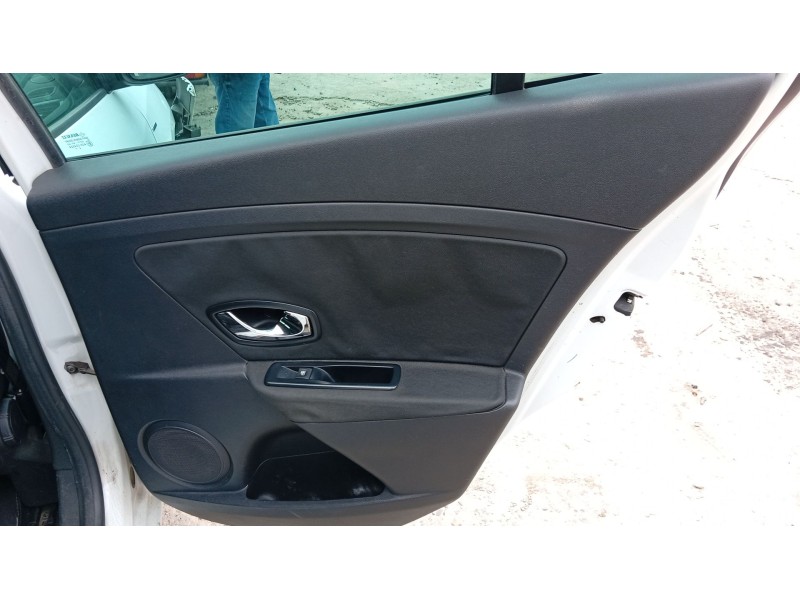 renault megane iii hatchback (bz0/1_, b3_) del año 2015