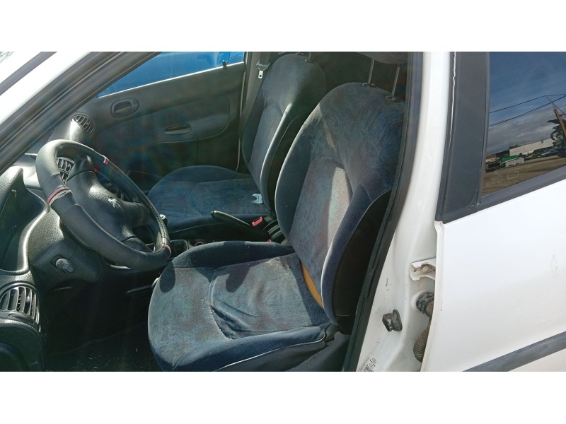 peugeot 206 hatchback (2a/c) del año 2001
