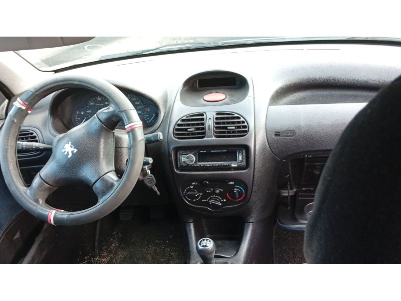 peugeot 206 hatchback (2a/c) del año 2001