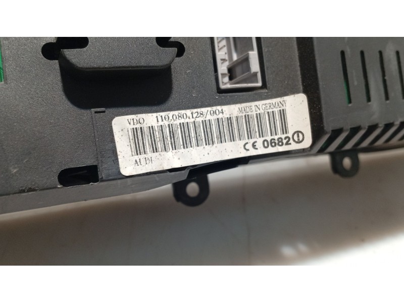 Recambio de cuadro instrumentos para audi allroad quattro (4b5) referencia OEM IAM 0  