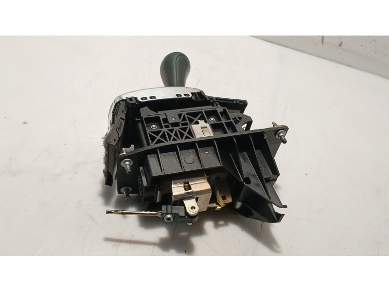 Recambio de palanca cambio para audi allroad quattro (4b5) referencia OEM IAM 0  