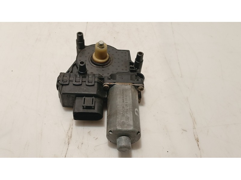 Recambio de motor elevalunas delantero derecho para audi allroad quattro (4b5) referencia OEM IAM 0  