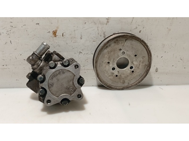 Recambio de bomba direccion para audi allroad quattro (4b5) referencia OEM IAM 0  