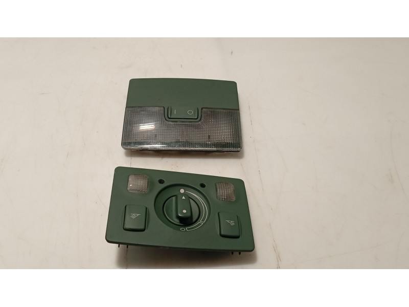 Recambio de luz interior para audi allroad quattro (4b5) referencia OEM IAM 0  