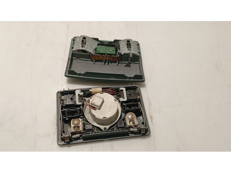 Recambio de luz interior para audi allroad quattro (4b5) referencia OEM IAM 0  