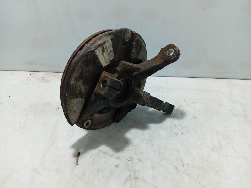 Recambio de mangueta delantera izquierda para kia rio i hatchback (dc) 1.3 referencia OEM IAM 0K30A33031F  