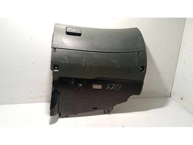 Recambio de guantera para audi allroad quattro (4b5) referencia OEM IAM 0  