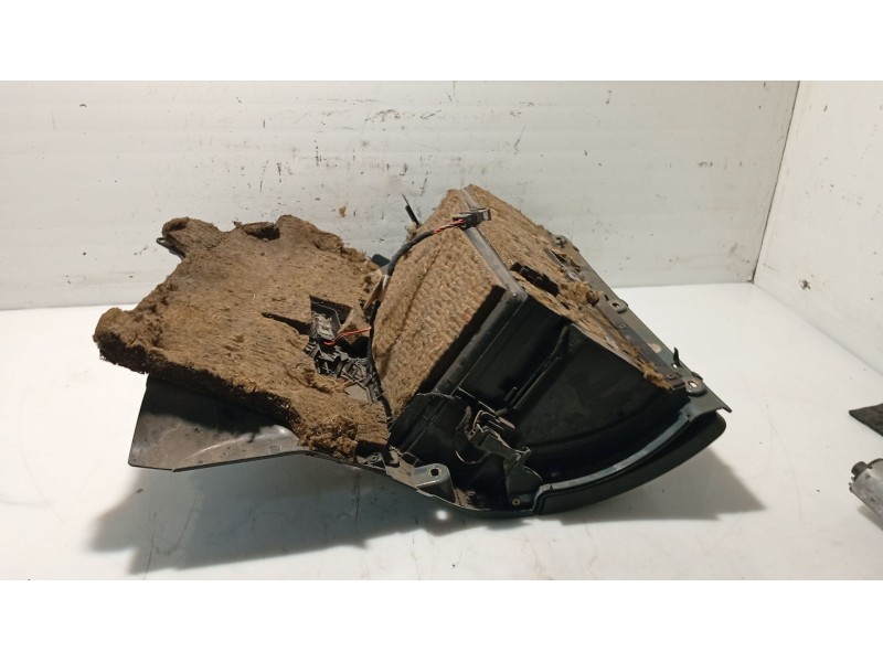 Recambio de guantera para audi allroad quattro (4b5) referencia OEM IAM 0  