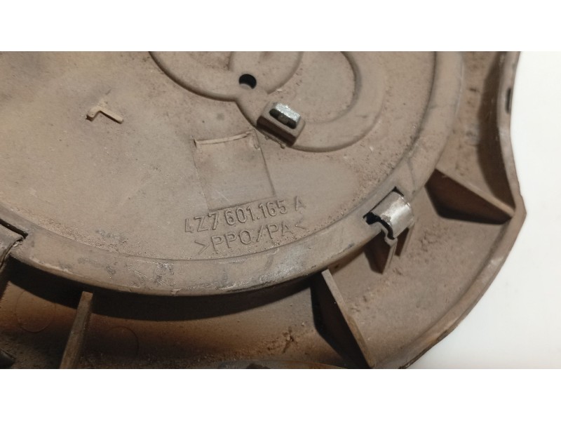 Recambio de tapacubos para audi allroad quattro (4b5) referencia OEM IAM 0  