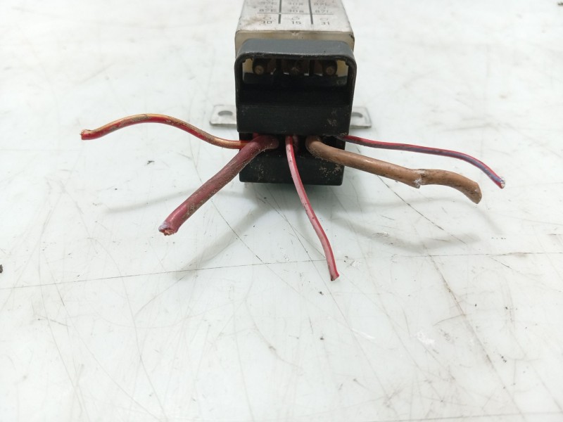 Recambio de rele para mercedes-benz clase e (w124) berlina referencia OEM IAM   