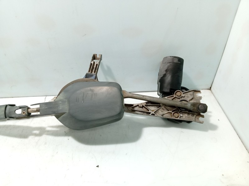 Recambio de motor limpia delantero para mercedes-benz clase e (w124) berlina referencia OEM IAM   