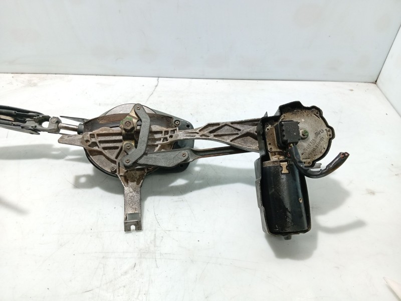 Recambio de motor limpia delantero para mercedes-benz clase e (w124) berlina referencia OEM IAM   