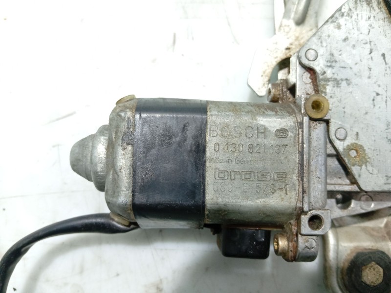 Recambio de elevalunas delantero izquierdo para mercedes-benz clase e (w124) berlina referencia OEM IAM   