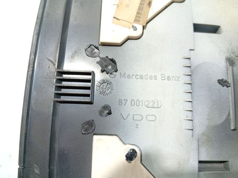 Recambio de cuadro instrumentos para mercedes-benz clase e (w124) berlina referencia OEM IAM   