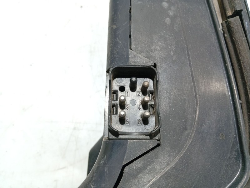 Recambio de piloto trasero derecho para mercedes-benz clase e (w124) berlina referencia OEM IAM   