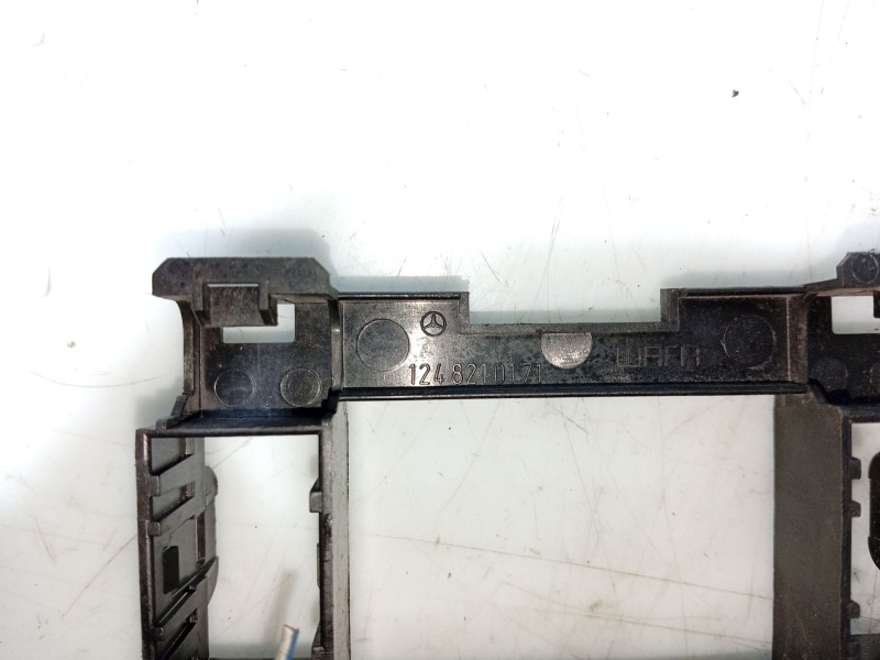 Recambio de mando elevalunas para mercedes-benz clase e (w124) berlina referencia OEM IAM   