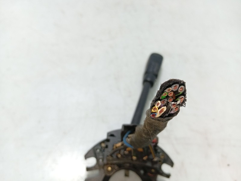 Recambio de mando limpia para mercedes-benz clase e (w124) berlina referencia OEM IAM   