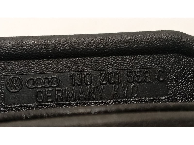 Recambio de tapon combustible para audi allroad quattro (4b5) referencia OEM IAM 0  