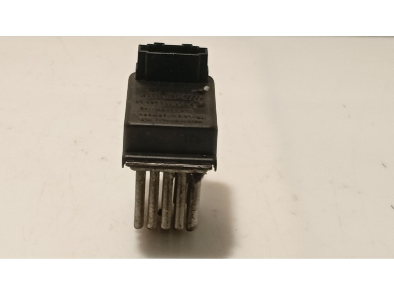 Recambio de resistencia calefaccion para audi allroad quattro (4b5) referencia OEM IAM 0  
