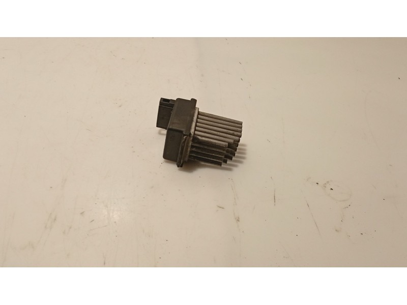Recambio de resistencia calefaccion para audi allroad quattro (4b5) referencia OEM IAM 0  