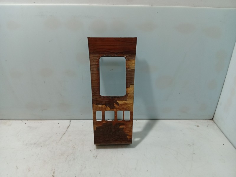 Recambio de moldura para mercedes-benz clase e (w124) berlina referencia OEM IAM   