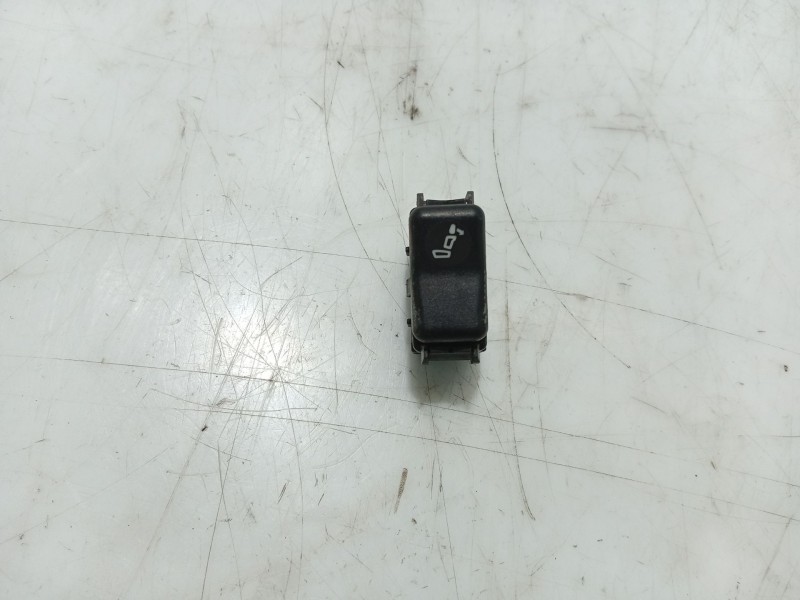 Recambio de interruptor para mercedes-benz clase e (w124) berlina referencia OEM IAM   