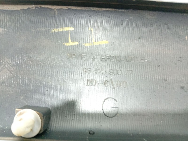 Recambio de moldura para citroën xsara picasso (n68) 1.6 hdi referencia OEM IAM   