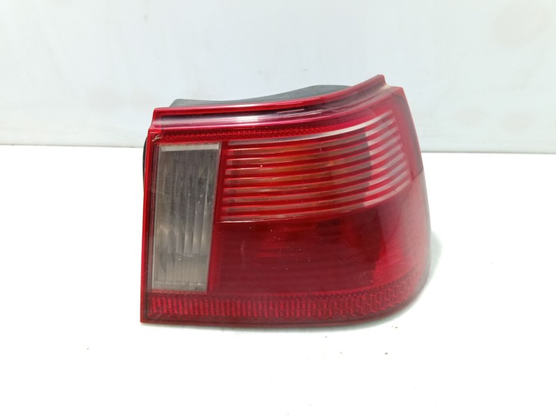 Recambio de piloto trasero derecho para seat ibiza ii (6k1) 1.9 tdi referencia OEM IAM 6K6945112G  