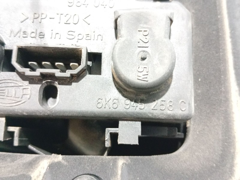 Recambio de piloto trasero derecho para seat ibiza ii (6k1) 1.9 tdi referencia OEM IAM 6K6945112G  
