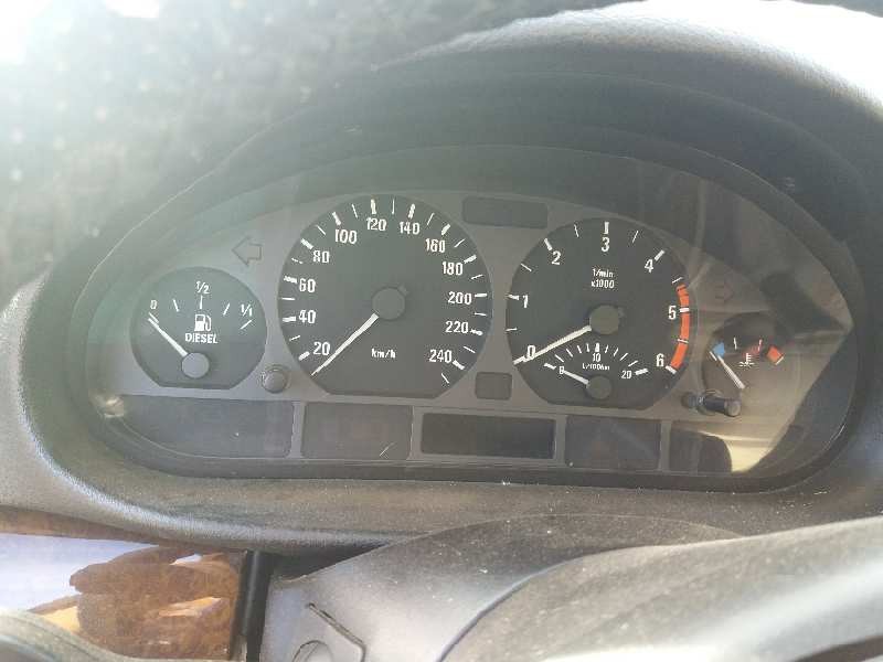 bmw serie 3 berlina (e46) 2.0 16v diesel cat   |   0.98 - ... | 1998 | 136 cv / 100 kw del año 1998